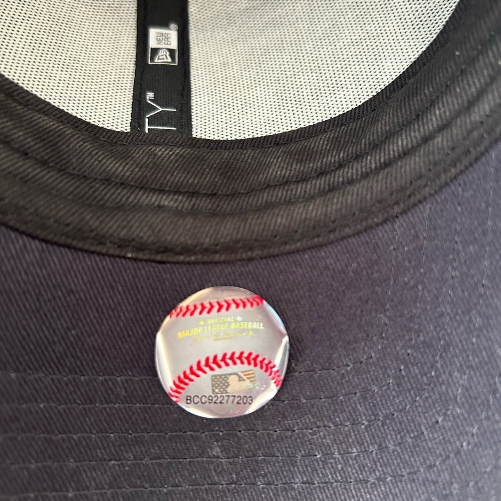 Boston Red Sox & New York Yankees Rivalry Continues Playoff Hat New Era Snapback - Picture 8 of 10